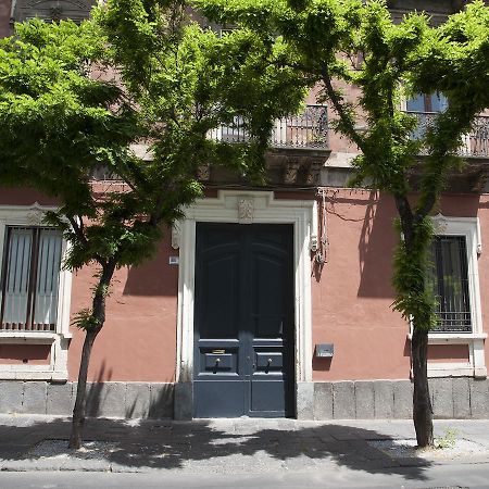La Dimora Del Marchese Bed & Breakfast คาตาเนีย ภายนอก รูปภาพ
