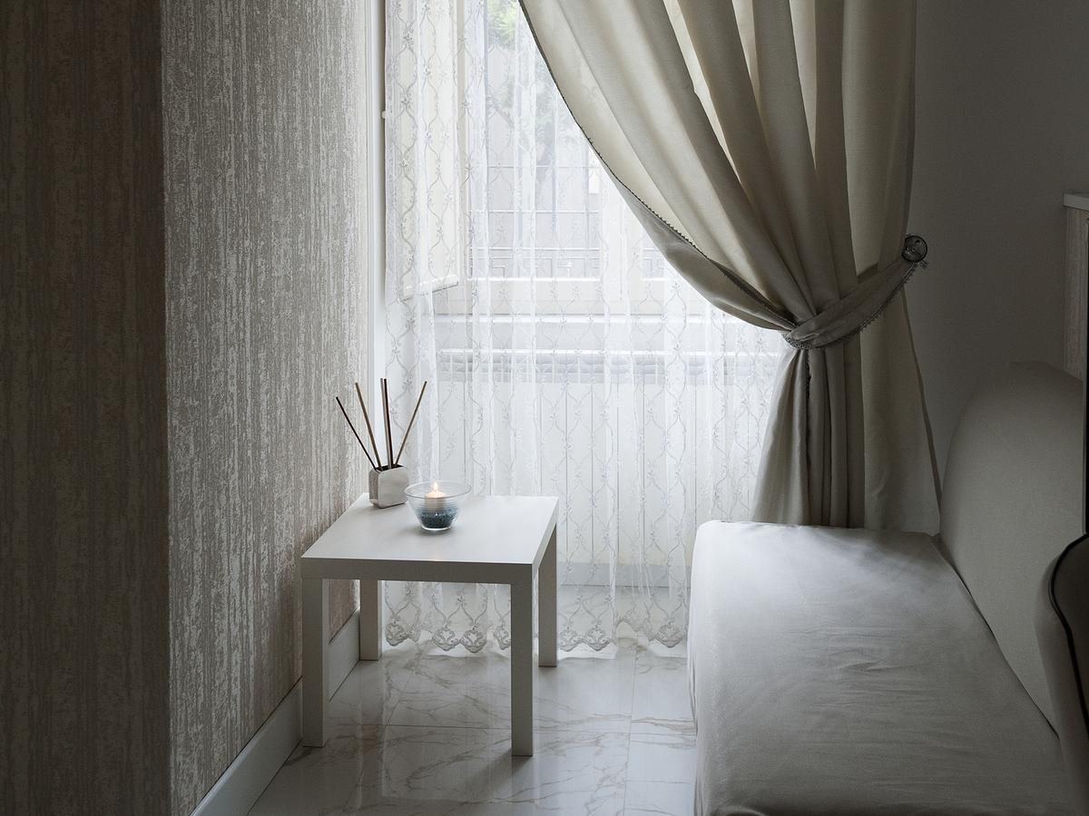 La Dimora Del Marchese Bed & Breakfast คาตาเนีย ภายนอก รูปภาพ