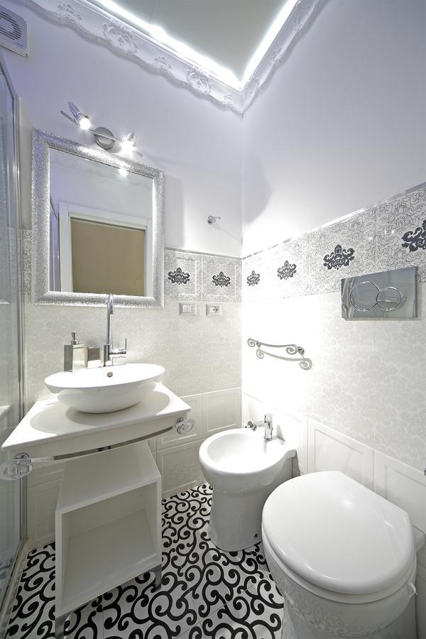 La Dimora Del Marchese Bed & Breakfast คาตาเนีย ภายนอก รูปภาพ
